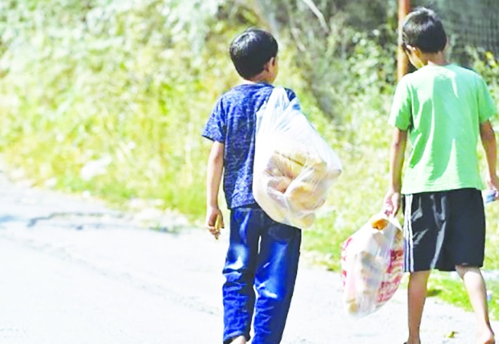 Milyonlarca çocuk okula  aç gitmek zorunda kalıyor