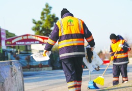 Kaderine terkedilen bölgeler çöpten arındırıldı