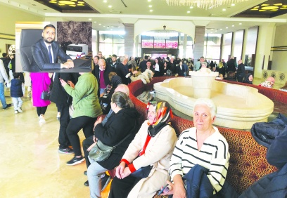 Haklar, demokrasi ve  özgürlükler tehdit altında