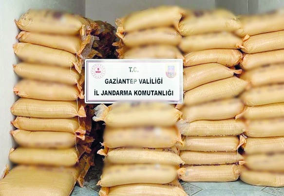 Tam 1,4 milyon TL değerinde sahte gübre ele geçirildi