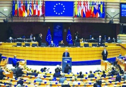 Türkiye’nin AB’ye katılım  süreci askıda kalmalı