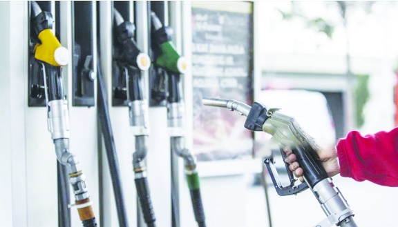 Benzine zam geliyor