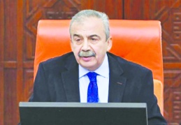 Türkiye’nin en kaliteli siyasetçilerin olan Sırrı Süreyya Önder’in hayati tehlikesi sürüyor