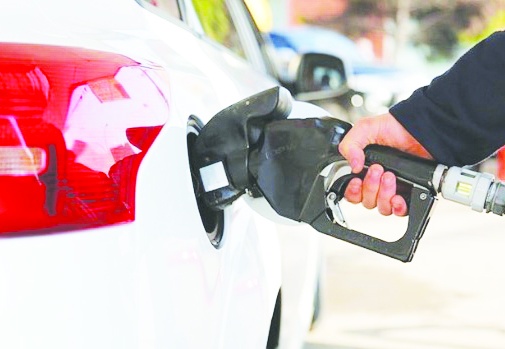 Benzin ve motorine yeniden zam gelecek