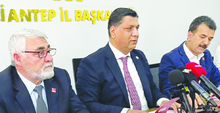 Gaziantep bu kadar yetersiz ve  pişkin il başkanını ilk kez görüyor