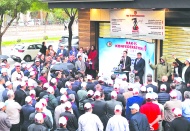 İnsanca çalışma koşulları, adil bir  ücret, güvenli bir gelecek istiyoruz