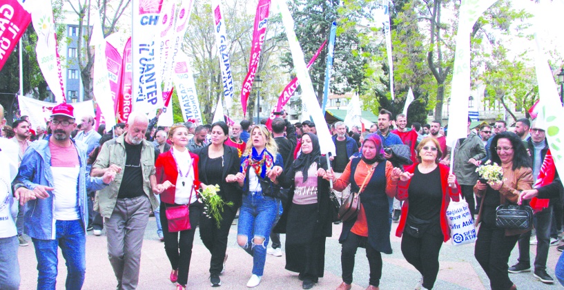 Çocuklarımızın geleceğinin çalınmasına ve  hayatımızın karartılmasına karşı alanlardayız