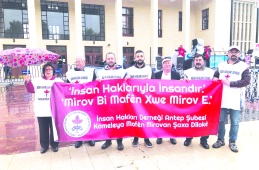 Enflasyon tüm toplum kesimlerini  ve emekçilerini yoksullaştırıyor