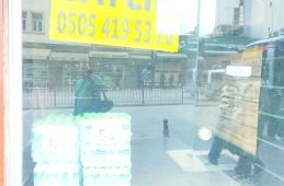 Krize direnemeyen 115  esnaf dükkanına kilit vurdu