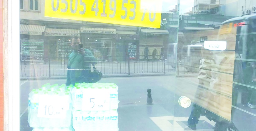 Krize direnemeyen 115  esnaf dükkanına kilit vurdu