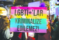 Aile Bakanlığı 81 ilin müdürlüğüne resmi yazı gönderdi: LGBTİ+lar ve kadınlar hedef alındı