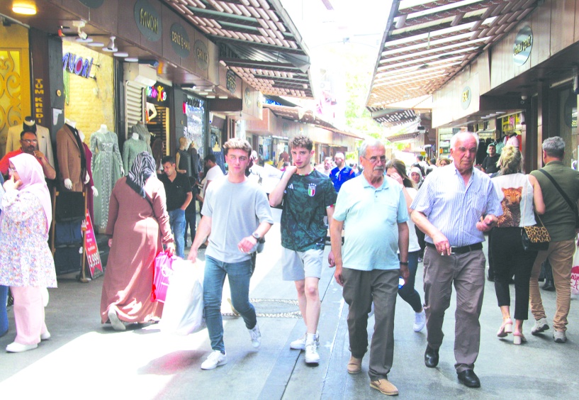 Gelir dağılımında adaletsizliğin tavan yaptığı Antep borç batağında