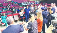Hemşireler, şifa dağıtan, hastanın acısına ve sevincine ortak olan sağlık çalışanlarıdır