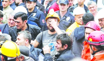 Adalet yine göçük altında kaldı