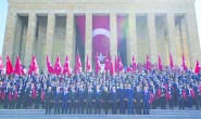 81 ilden gençler ve milli sporcular Anıtkabir'i ziyaret etti