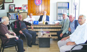 Bayram ikramiyesi ile hayvanın  bir bacağını bile alma şansımız yok