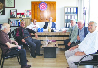 Bayram ikramiyesi ile hayvanın  bir bacağını bile alma şansımız yok