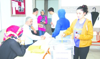AK Parti, Antep’te kan kaybetmeye devam ediyor