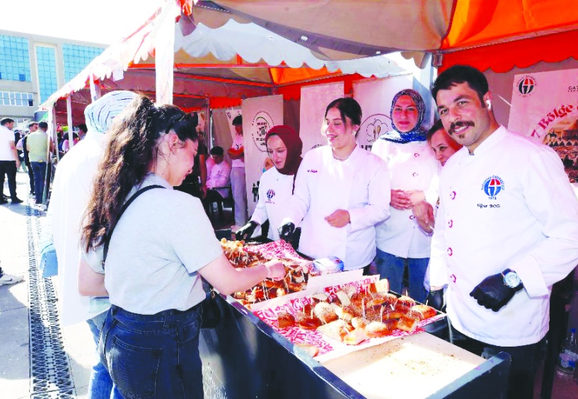 7 Bölgenin 8 Mutfağının gastronomik zenginliği sergilendi