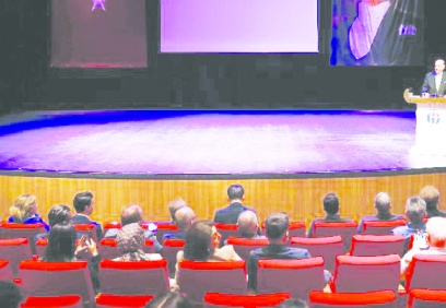 Gençler ne kadar iyi yetişir, birikim sahibi  olursa hizmet etme gücü ve fırsatları artar