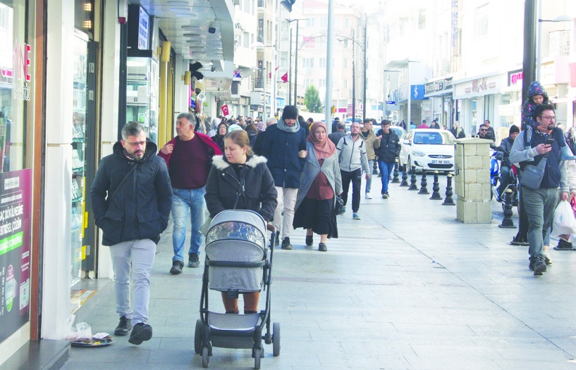 İstihdam düştü işsizlik yükseliyor!
