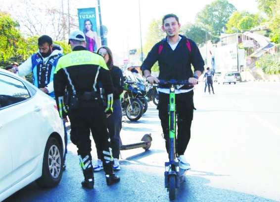 Elektrikli scooterlar için sigorta ve ehliyet zorunlu olacak