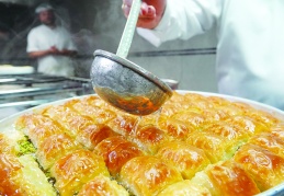 Baklavacılar tamgaz çalışıyor