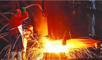 Sanayi üretiminde sert düşüş yaşanıyor