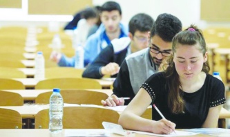 YKS'ye 2,5 milyondan fazla aday katılacak… En genç aday 15, en yaşlı aday 81 yaşında