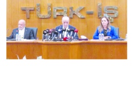 'Her gün 4 i̇şçi hayatını kaybediyor'