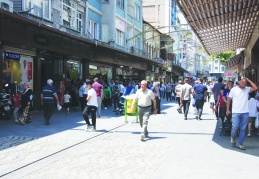 Bireysel kredi ve kredi  kartı borcu tavan yaptı