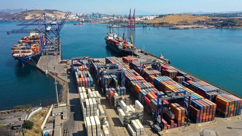 Dış ticaret açığı 8,2 milyar dolar oldu