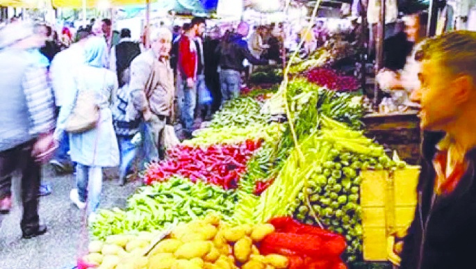 Çarşı-Pazar vatandaşın kabusu oldu