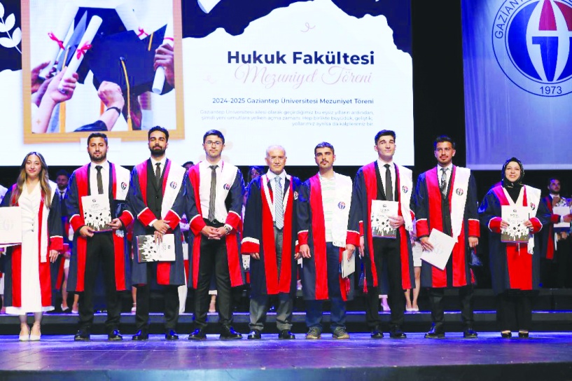 “Adalet dağıtmak, adil olmak ve  hakkı gözetmek her şeyden kıymetli”