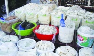 Sıcaklarda açıkta satılan yiyecekler ciddi risk taşıyor