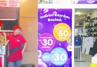 Önce zam sonra indirim  yöntemiyle sahte indirim
