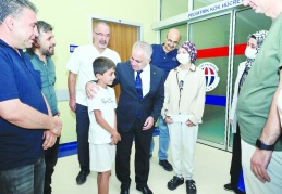15 yaşındaki hastaya kardeşinden ilik nakli yapıldı