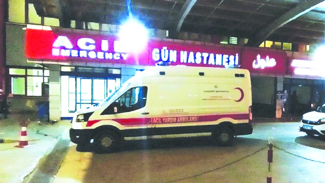 8 kilo altın çaldılar, operasyona  gelen polisleri yaraladılar