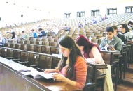 Özel üniversitelerde zam oranı yüzde 80'e ulaştı, fiyatlar 1,5 milyonu aştı