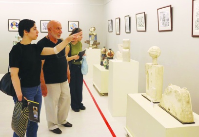 Aliyev’in pişmiş toprak sergisi sanatseverlerle buluştu