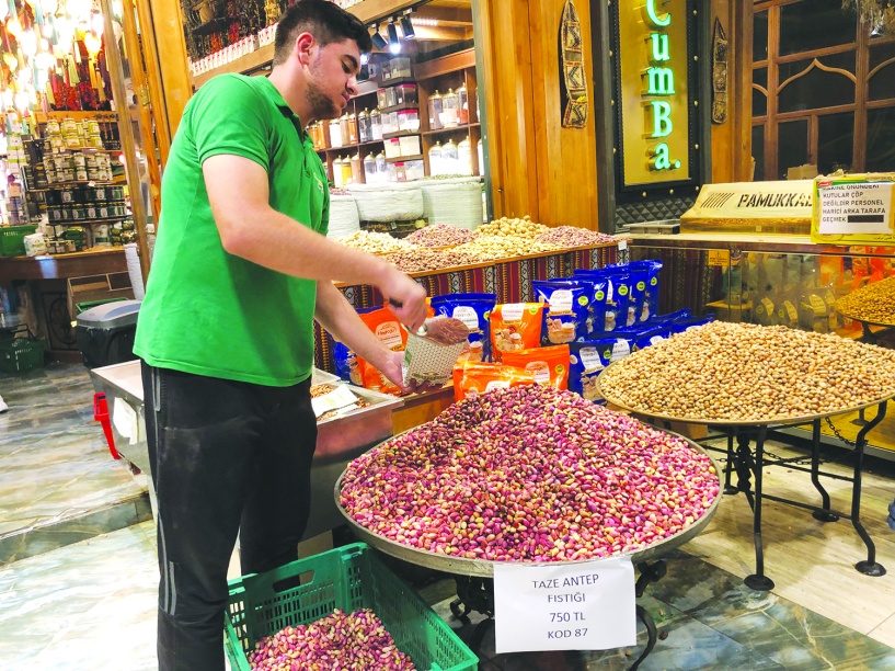 Ben fıstık tezgaha indi