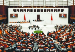 Meclis’in genç nüfusu  temsil kabiliyetini zayıf
