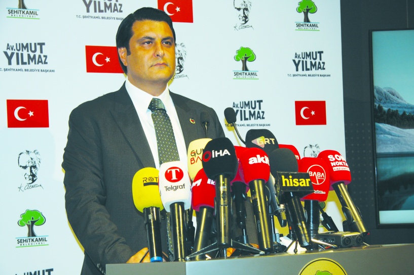 Karalamadan bir siyaset çıkmaz