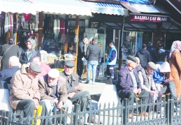 Memur ve memur emeklileri can çekişiyor!