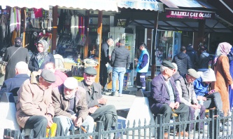 Memur ve memur emeklileri can çekişiyor!