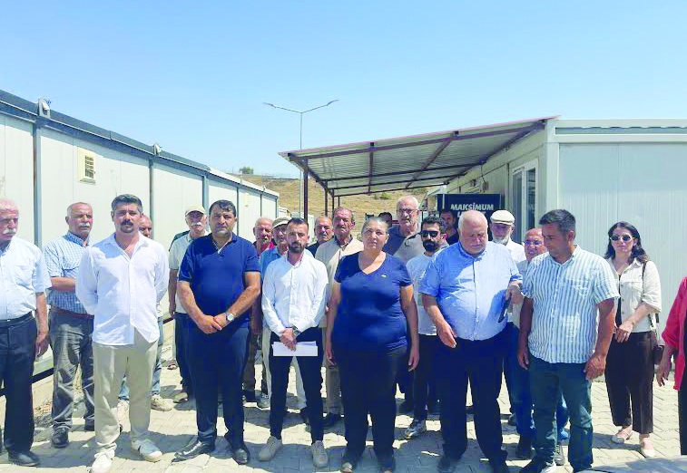 Doğa ve kent talanı, her sarsıntıda ve  yangında en yoksulun üzerine yıkıldı