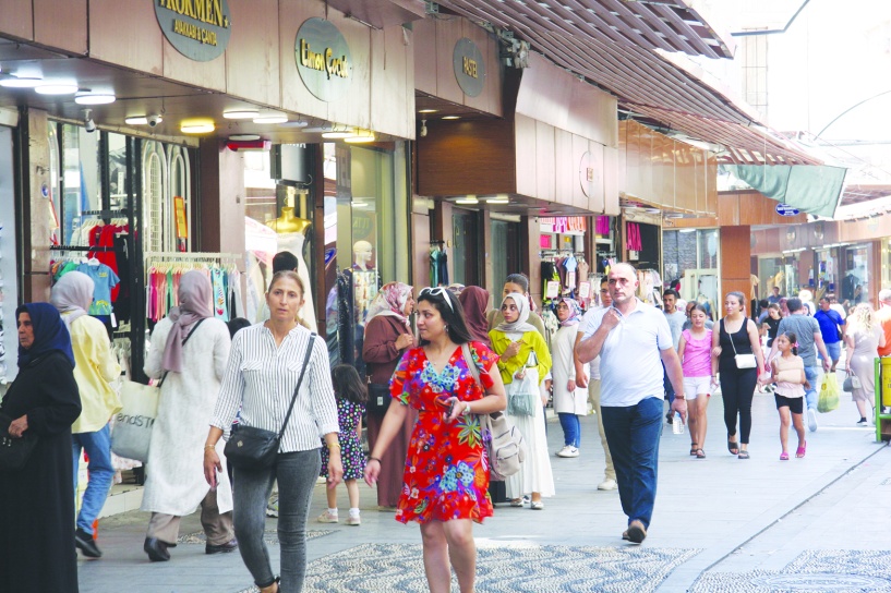 Zengin daha zengin fakir daha fakir oldu
