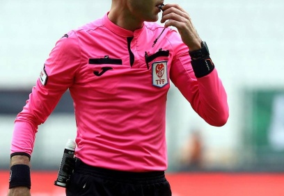 Süper Lig'de 4. hafta maçlarını yönetecek hakemler açıklandı