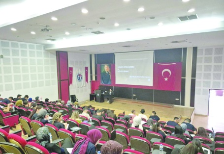 Öğrencilere “Sağlıkta Etkili İletişim ve Sağlıkta Şiddet” eğitimi verildi