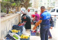 Dilenci veya seyyar satıcıların sorumlusu zabıta değil
